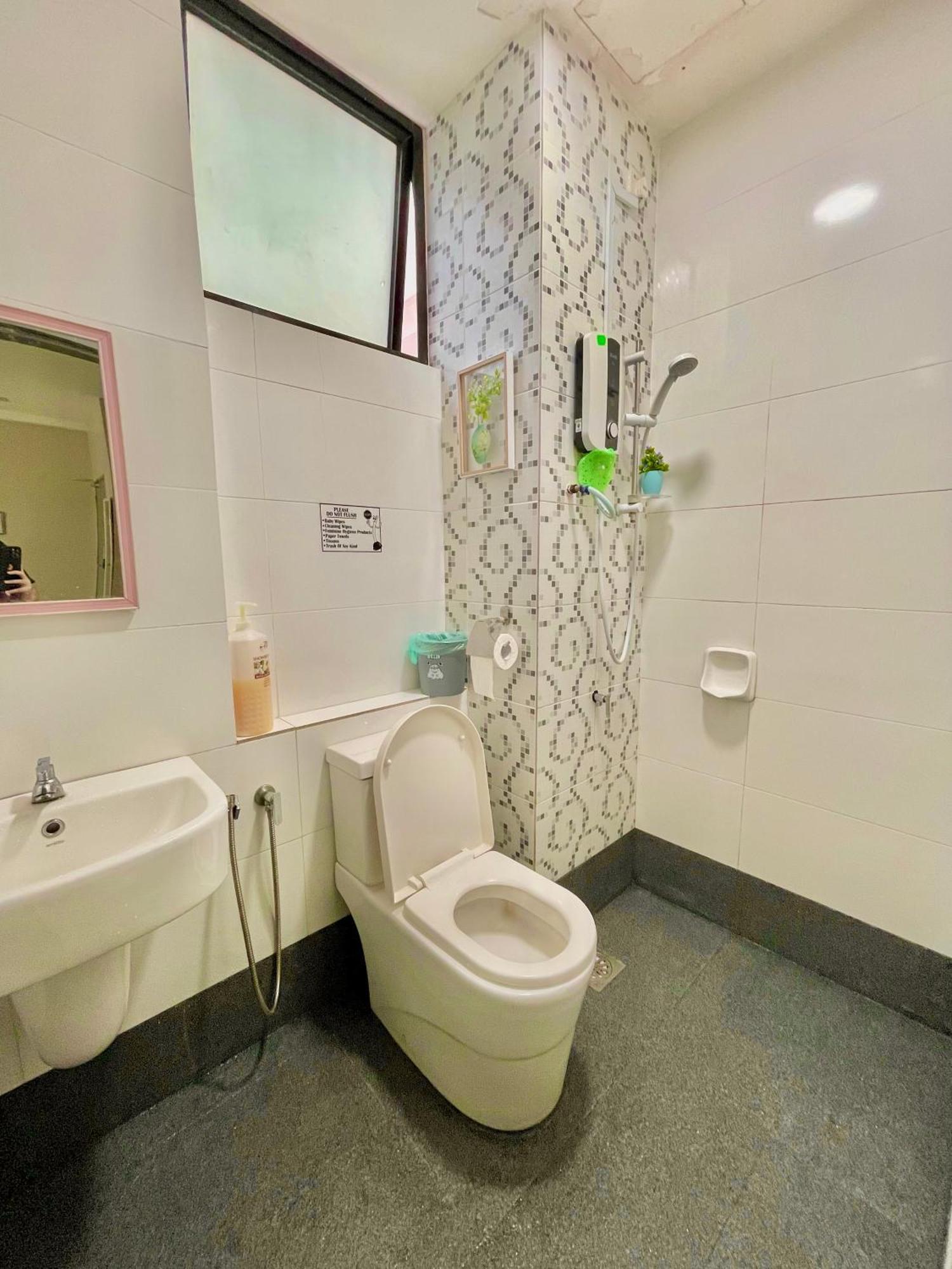 Jb Citywoods 2b2br - 5min Ciq & Hsajb & Anga Clinic * Johor Bahru