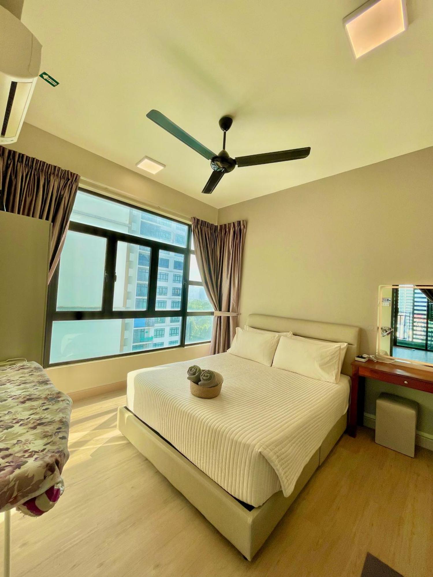 Jb Citywoods 2b2br - 5min Ciq & Hsajb & Anga Clinic Apartemen *